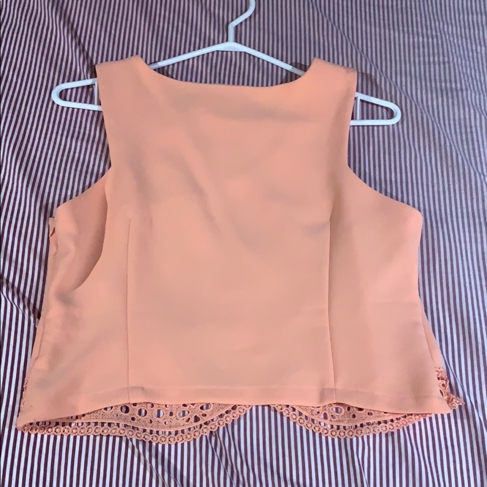 Orange top - Picture 3 of 5